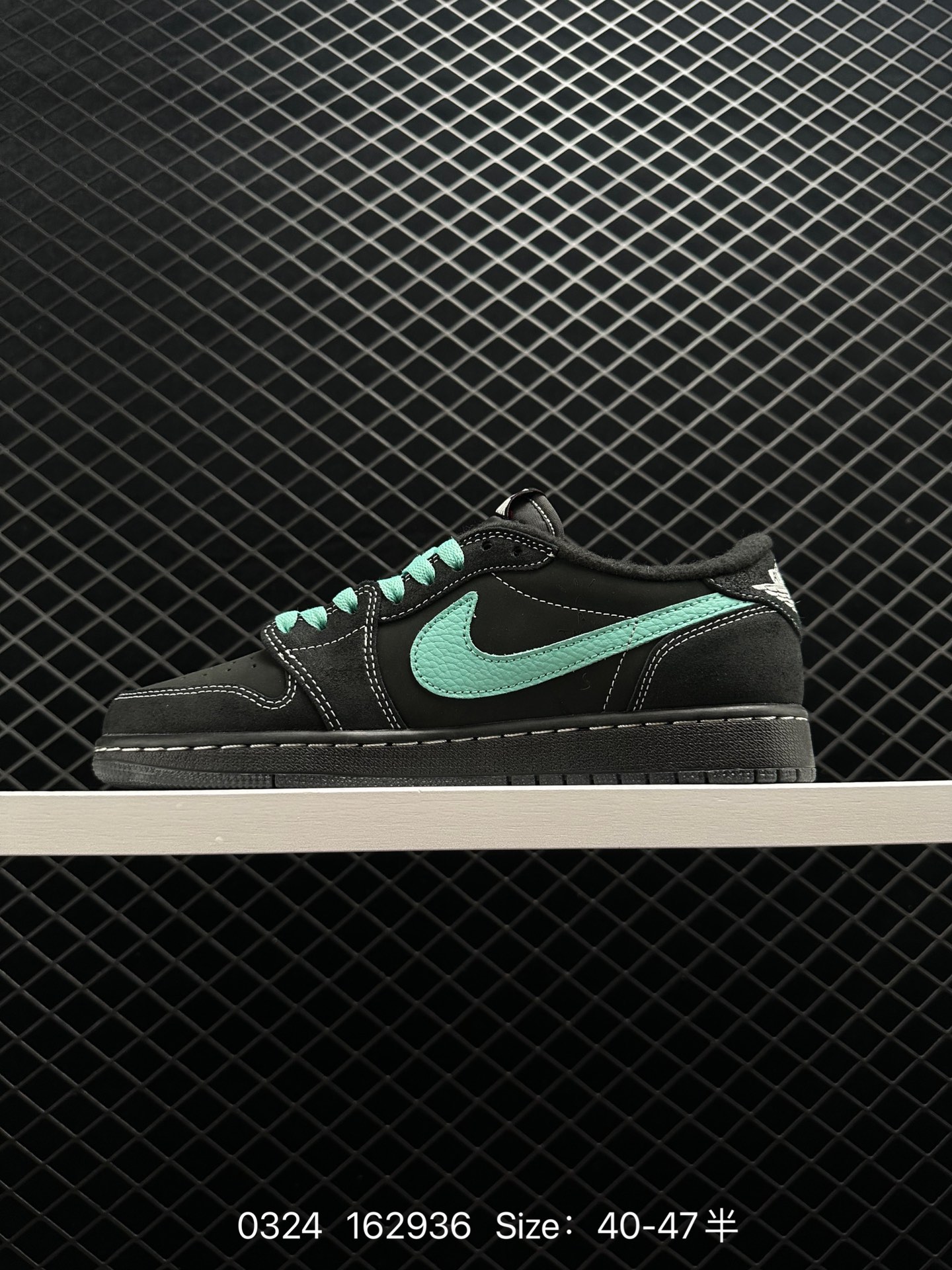 Travis Scott x Tiffany & Co. x Nike Air Jordan 1 Low